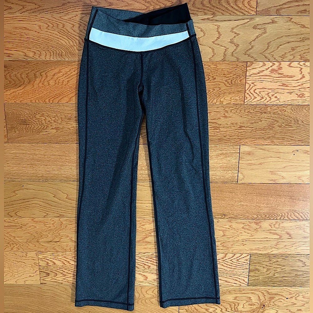 lululemon pants size 4 gray flare yoga leggings